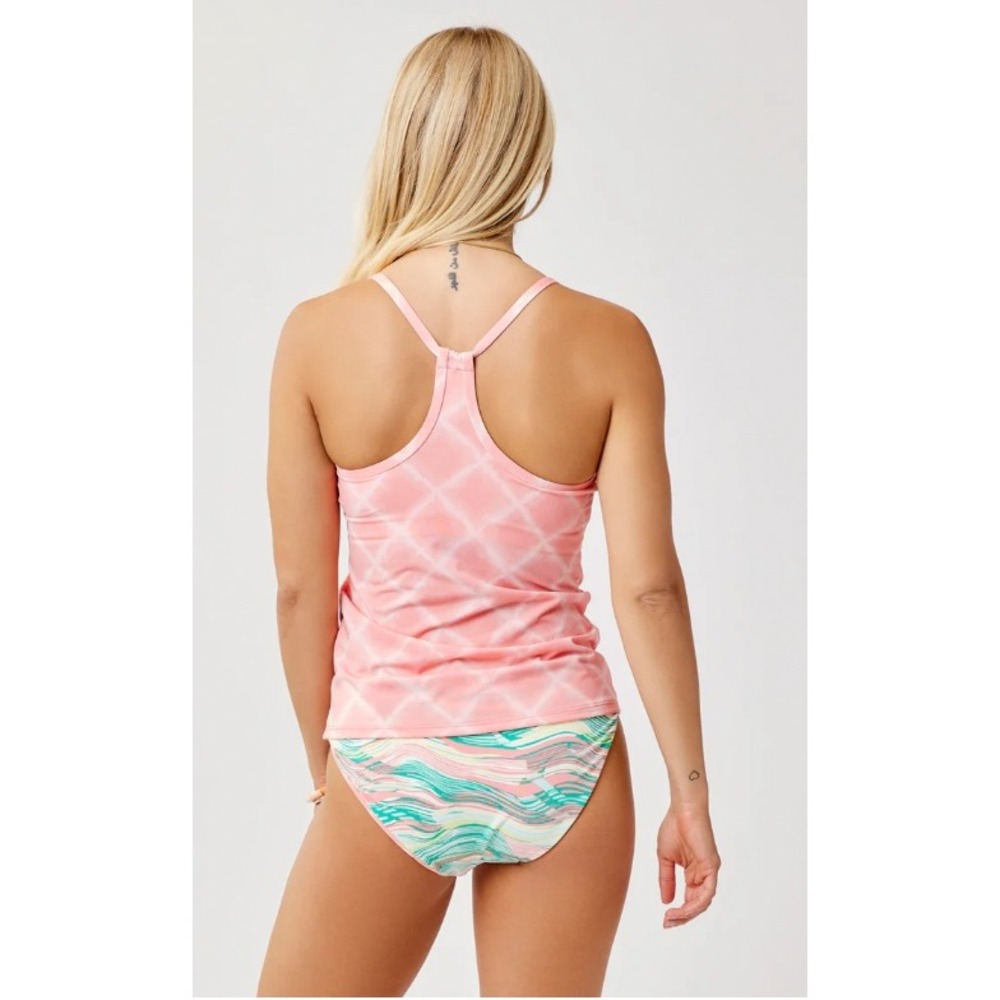 Carve Designs Stinson Tankini Top Pink Size Small Built-in Bra Beach Surf Vacay